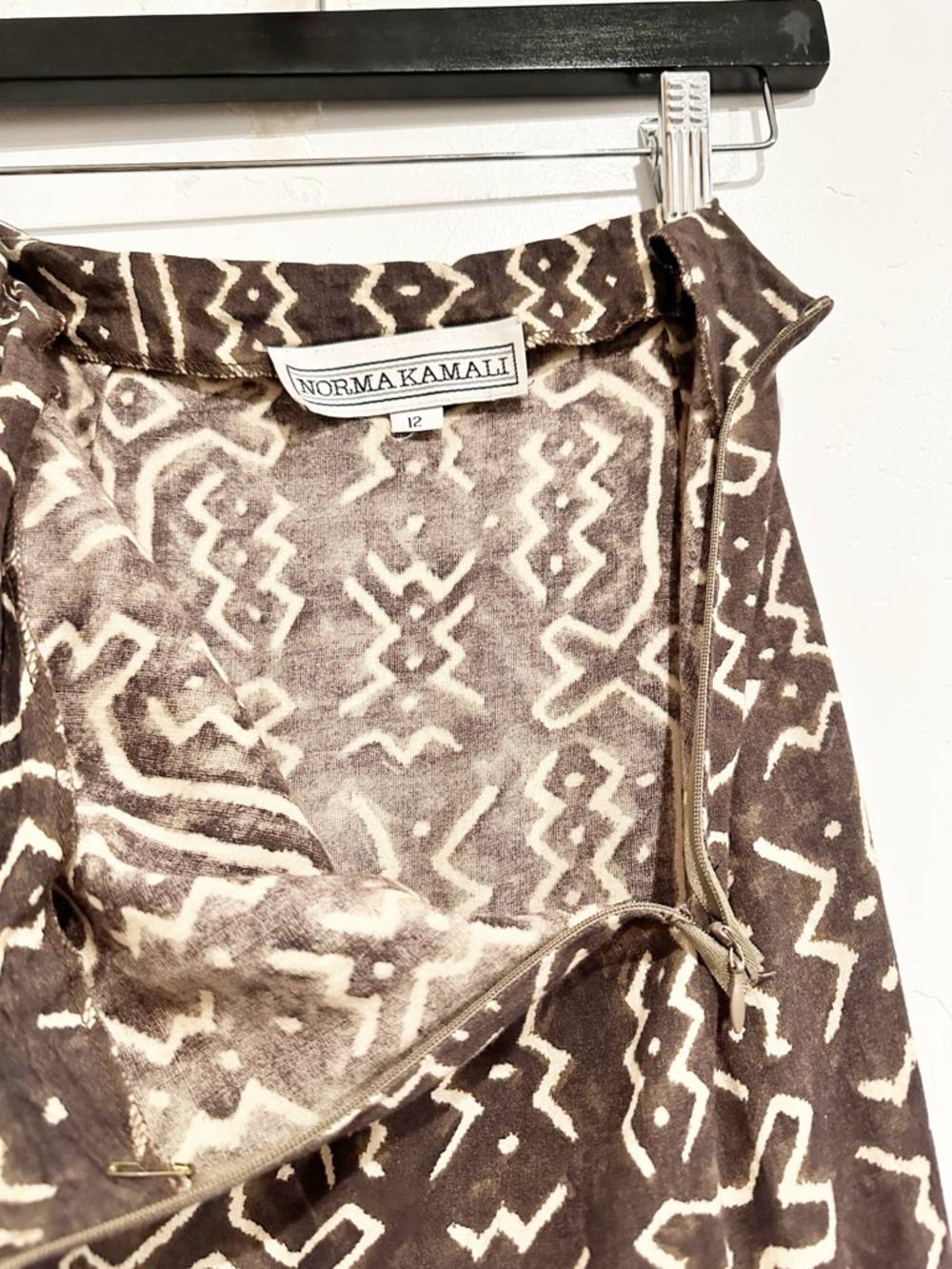 Norma Kamali Vintage 80's Mud Cloth Brown Printed Maxi Skirt Size 12 - Picture 5 of 7